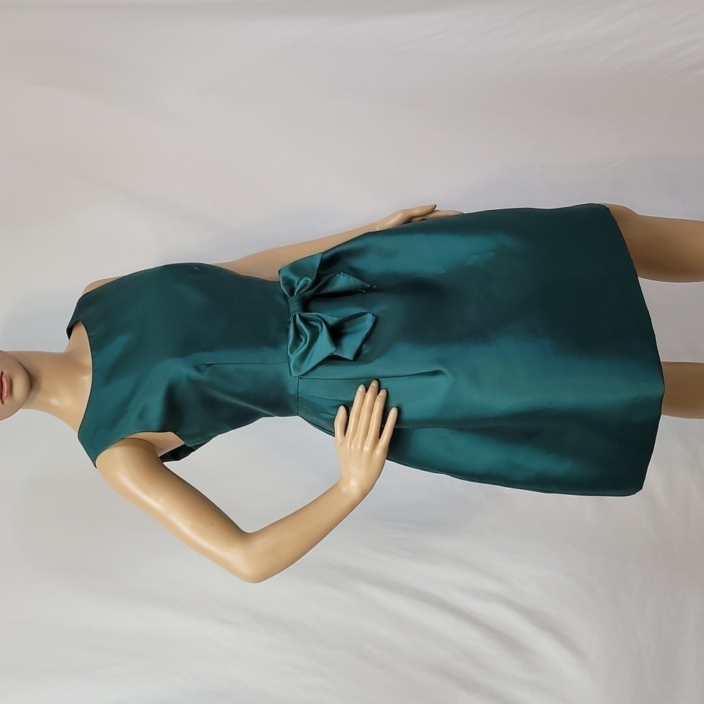 Tahari Women's Hunter Green Cocktail or Holiday Dress - Picture 7 of 16